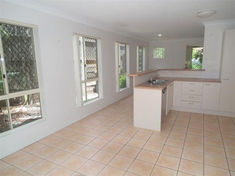 36 Benhiam Street, Calamvale QLD 4116