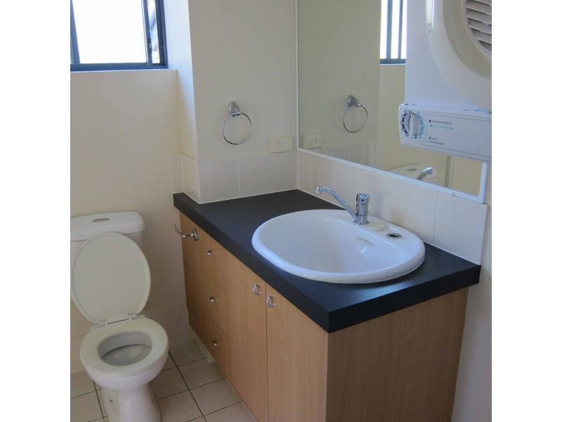 38 Palmer Street, Greenslopes QLD 4120