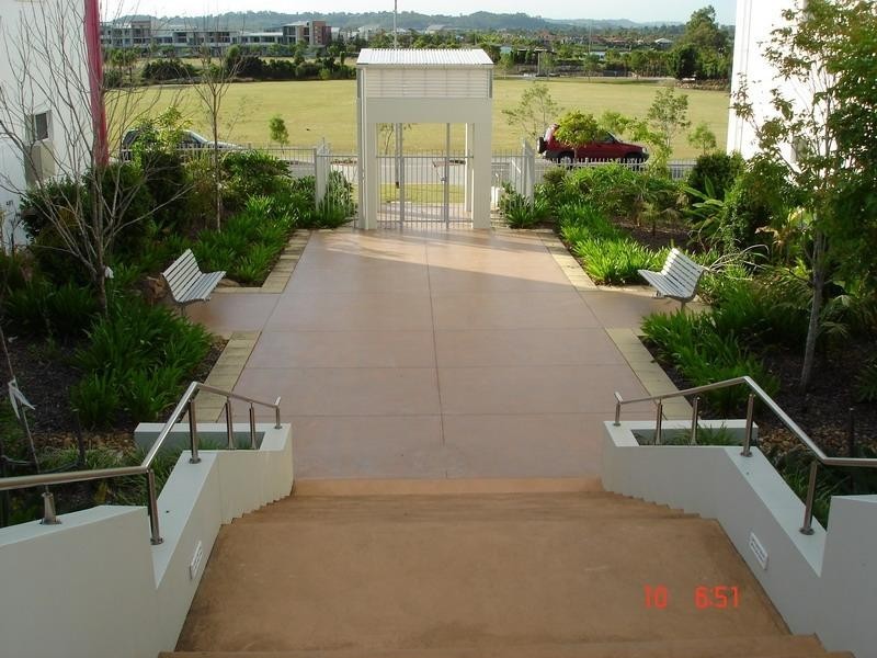 98 University Drive, Varsity Lakes QLD 4227