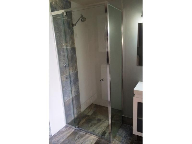 13 FAIRWAY DRIVE, Clear Island Waters QLD 4226