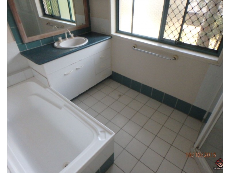 28 Ancona St, Carrara QLD 4211