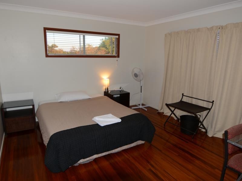 35 Cockatoo Drive, New Auckland QLD 4680