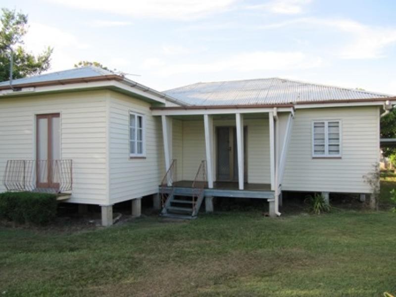 10 Joyce, East Ipswich QLD 4305