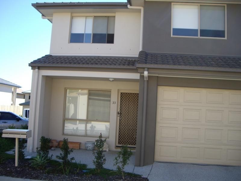 33 Johnston St, Carina QLD 4152