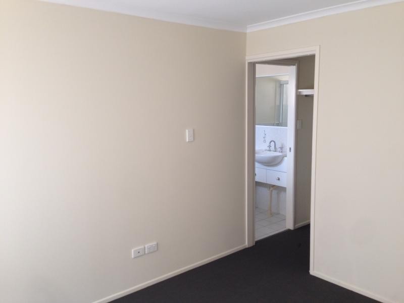 28 Holmead Road, Eight Mile Plains QLD 4113