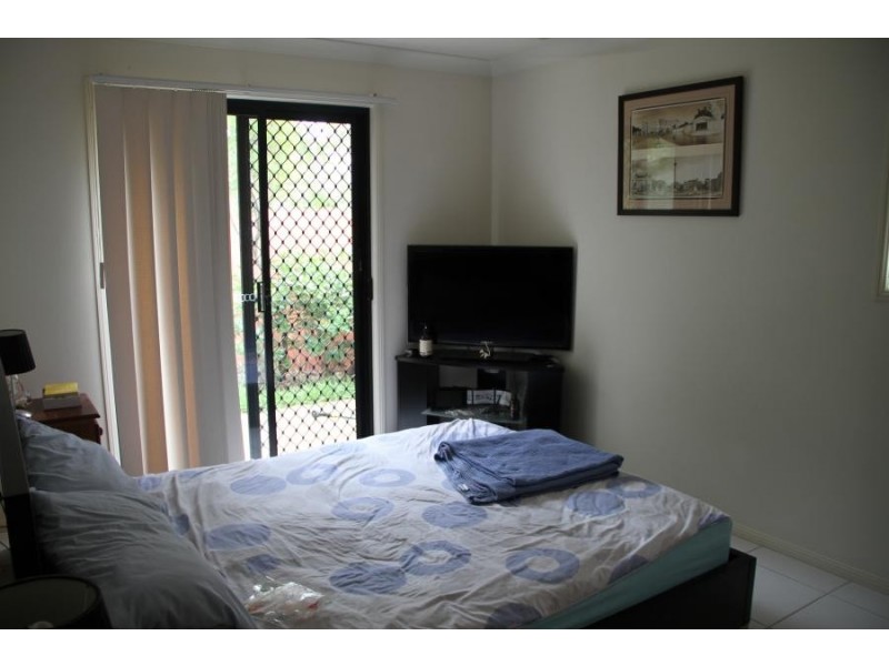 110 Scrub Rd, Carindale QLD 4152