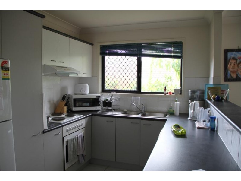 110 Scrub Rd, Carindale QLD 4152