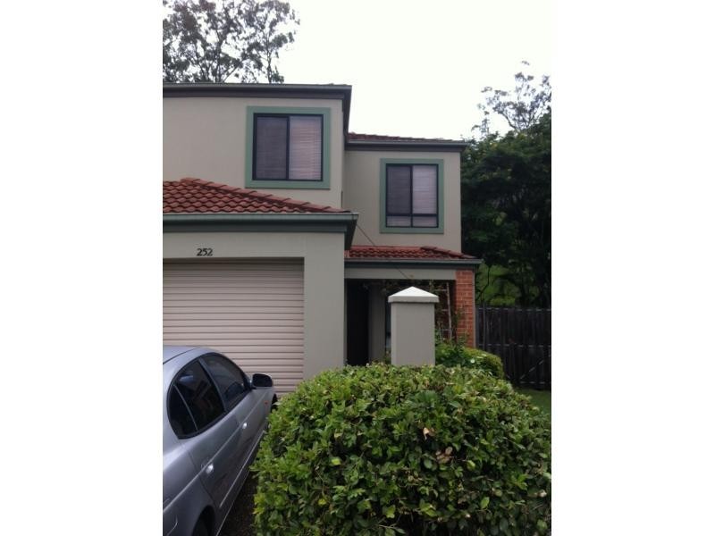 64 Gilston Road, Nerang QLD 4211