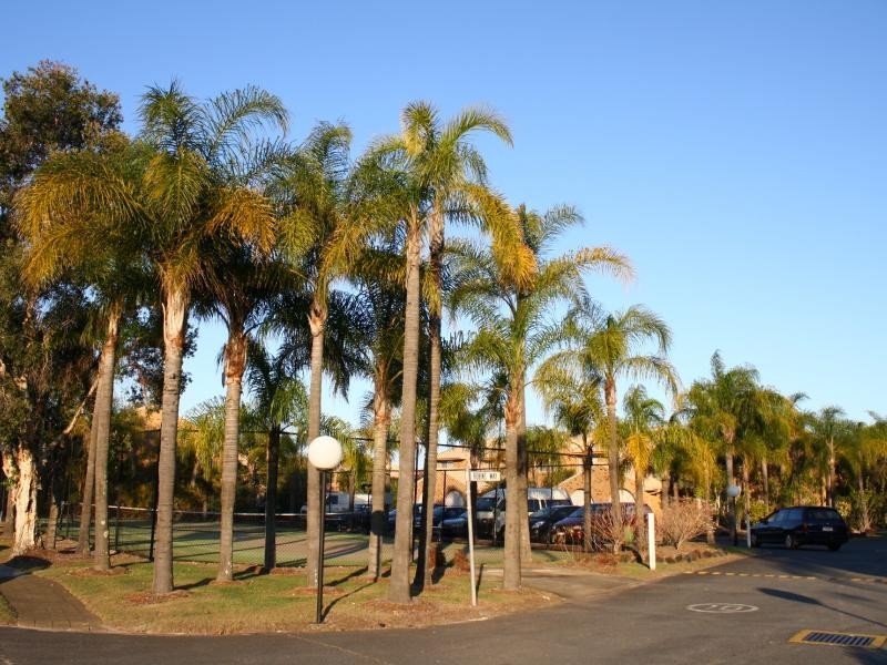 1 Resort Drive, Robina QLD 4226