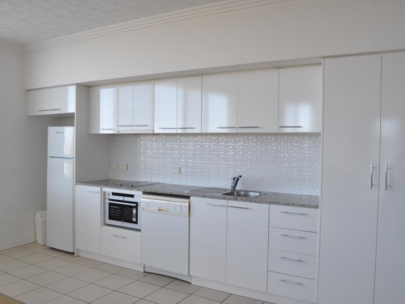 98 University Drive, Varsity Lakes QLD 4227