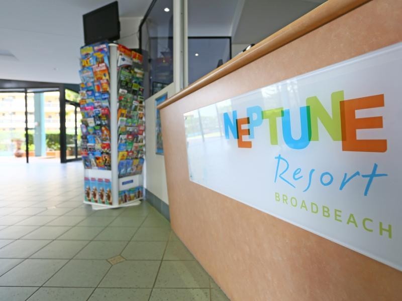 32 Surf Parade, Broadbeach QLD 4218