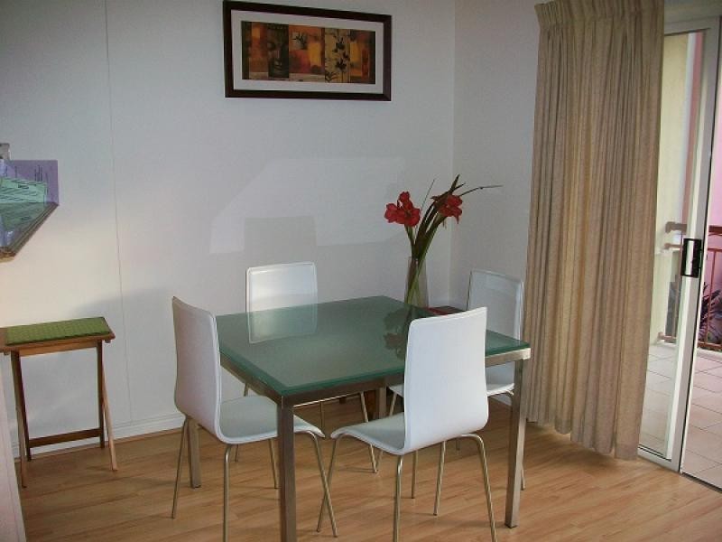 176 Sydney, New Farm QLD 4005