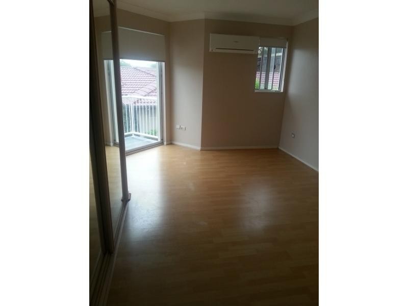 6 Buddy Holly Close, Parkwood QLD 4214