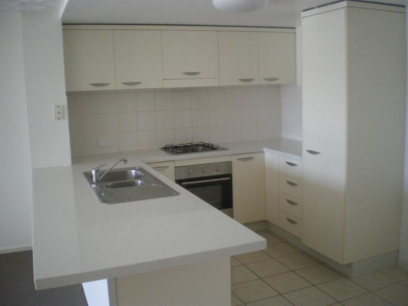 86-124 Ogden Street, Townsville City QLD 4810