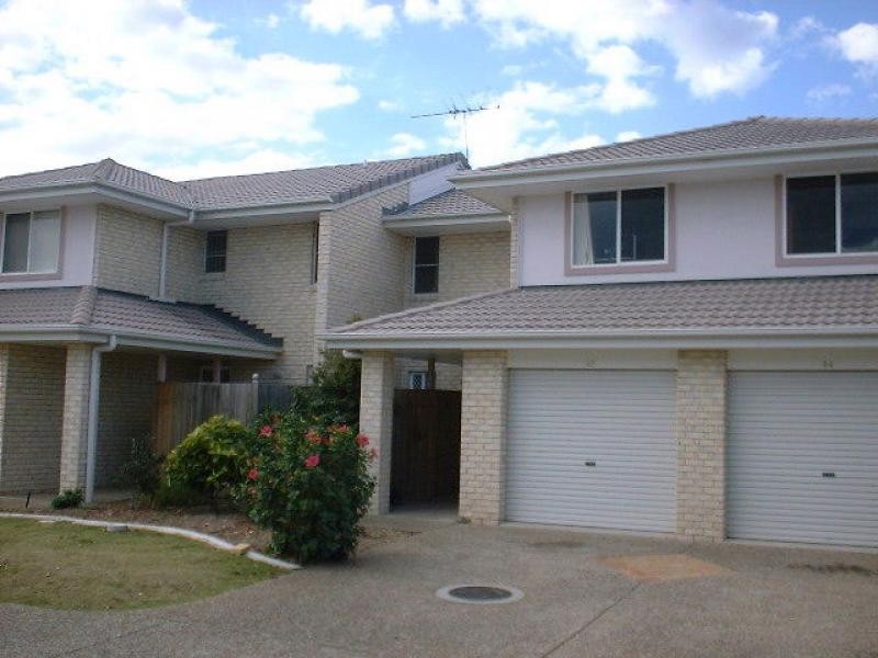 8 Peninsula Ave, Cornubia QLD 4130