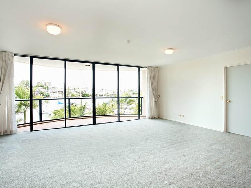 8 Goodwin Street, Kangaroo Point QLD 4169