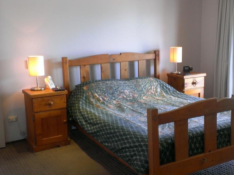 49 Courageous Court, Newport QLD 4020