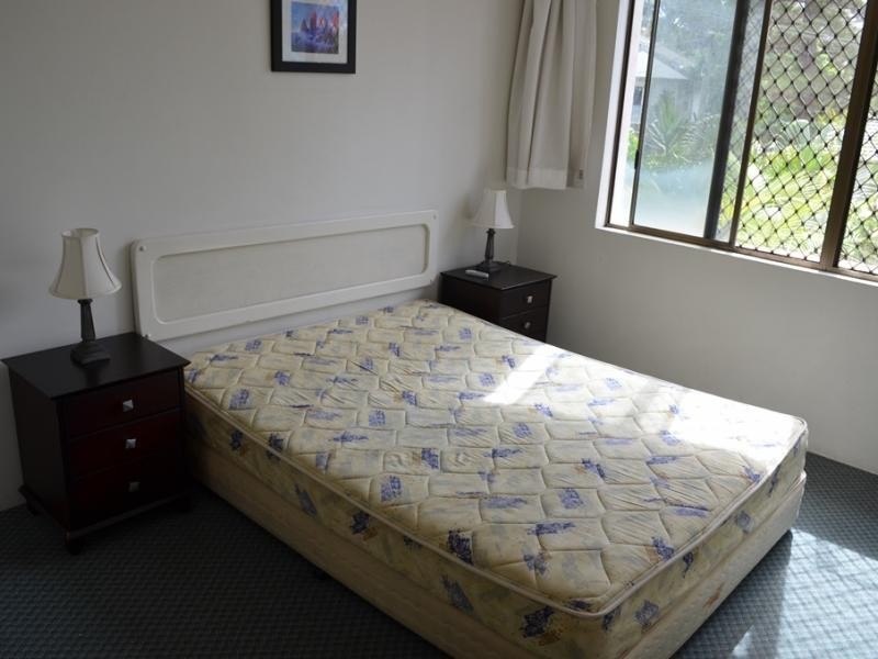 38 Enderley Ave, Surfers Paradise QLD 4217