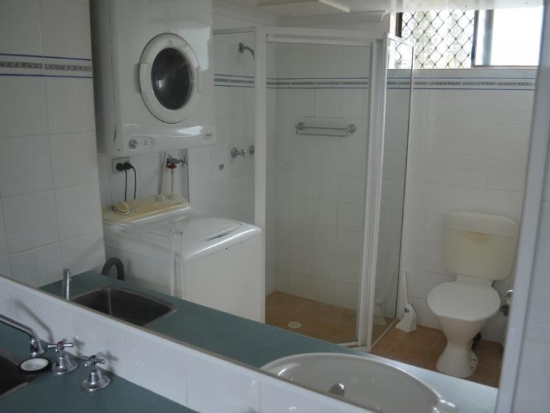 38 Enderley Ave, Surfers Paradise QLD 4217