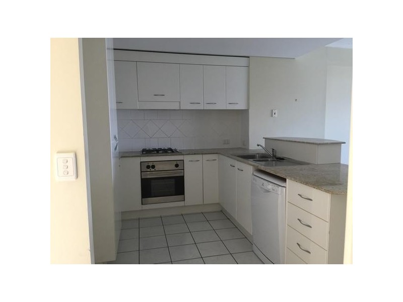 86 Ogden Street, Townsville City QLD 4810