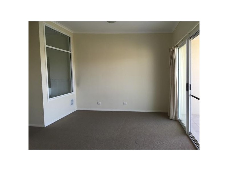 86 Ogden Street, Townsville City QLD 4810