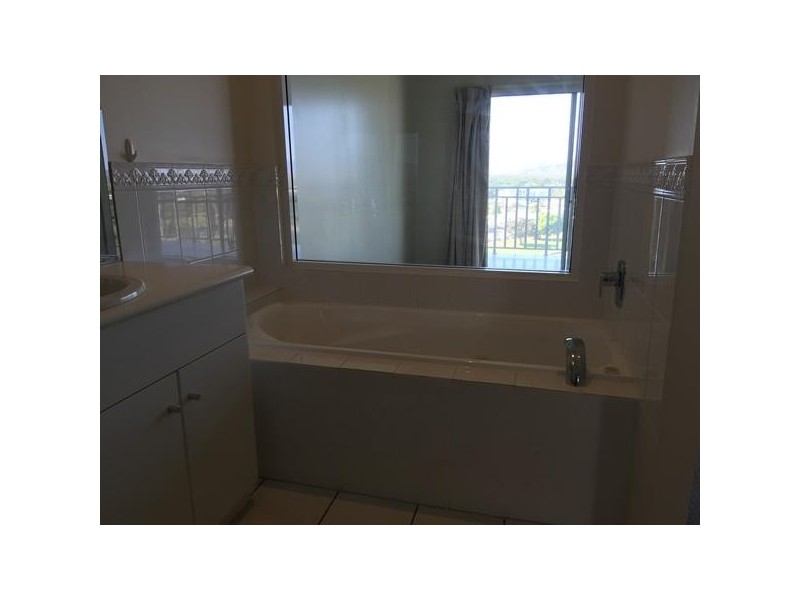 86 Ogden Street, Townsville City QLD 4810