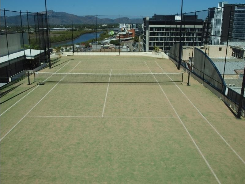 86 Ogden Street, Townsville City QLD 4810