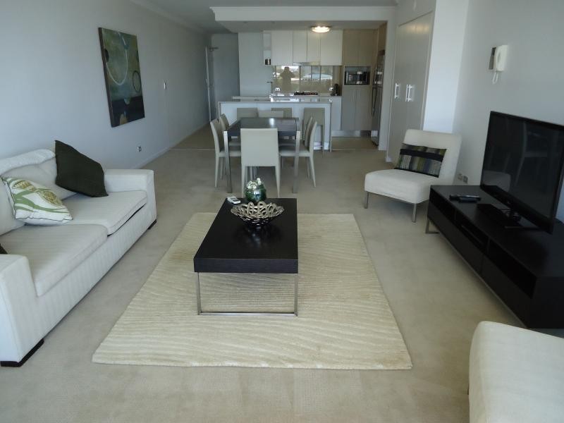 53 Darrambal, Chevron Island QLD 4217