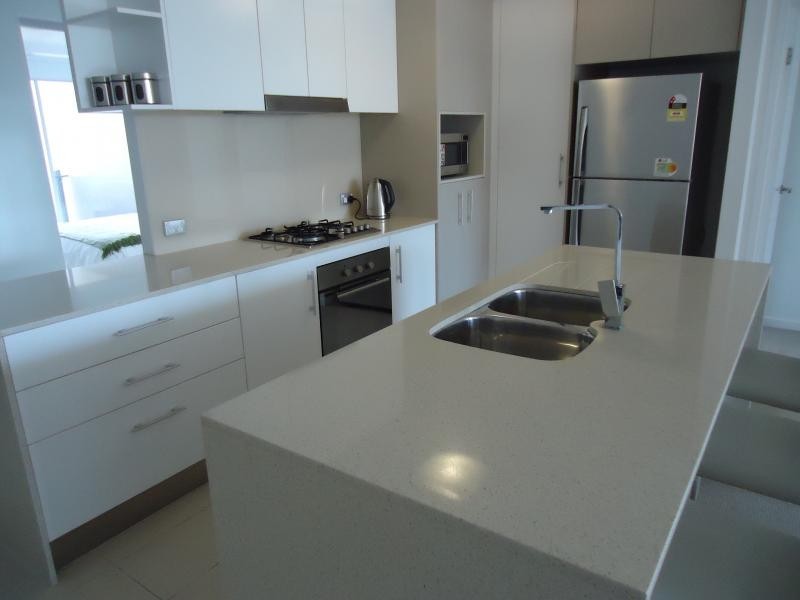 53 Darrambal, Chevron Island QLD 4217