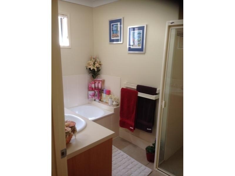 Pacific Pines QLD 4211