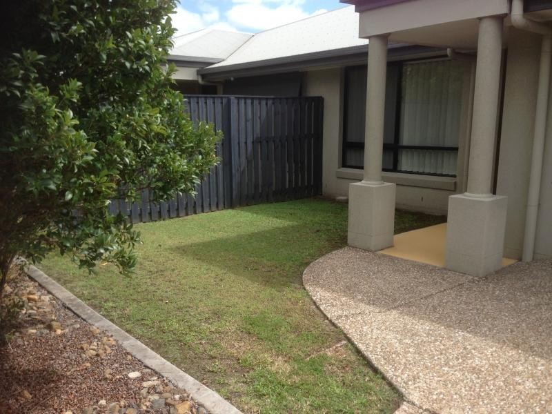 Pacific Pines QLD 4211