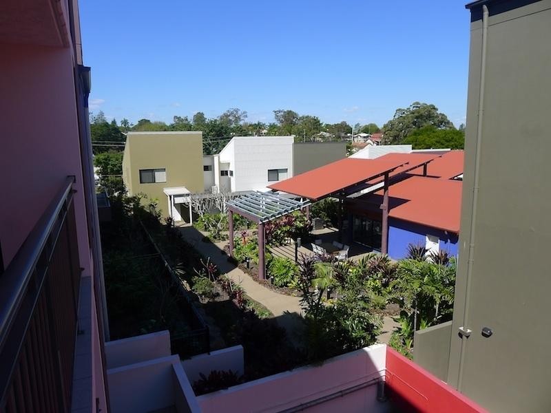 35 Hamilton Road, Moorooka QLD 4105