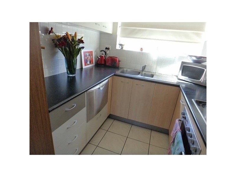 101/17 Magdala, Ascot QLD 4007