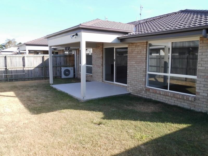 230 Pulgul St, Urangan QLD 4655