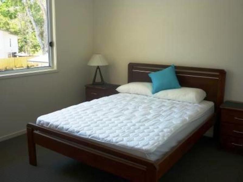 71 Elizabeth Street, Urangan QLD 4655