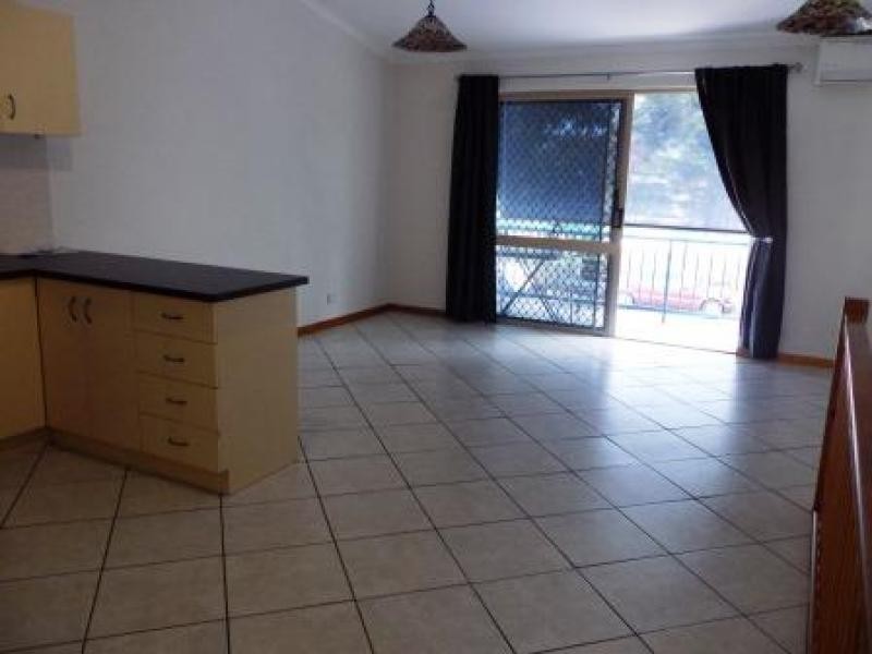 4 Pilot, Urangan QLD 4655