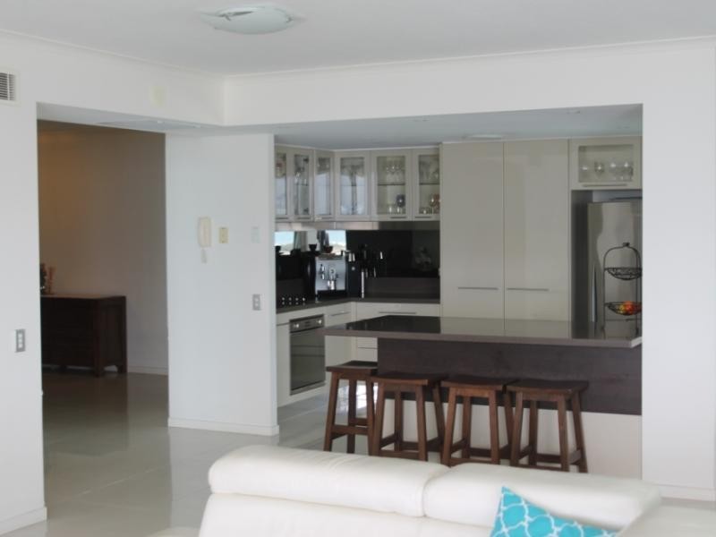 1 Duporth Avenue, Maroochydore QLD 4558