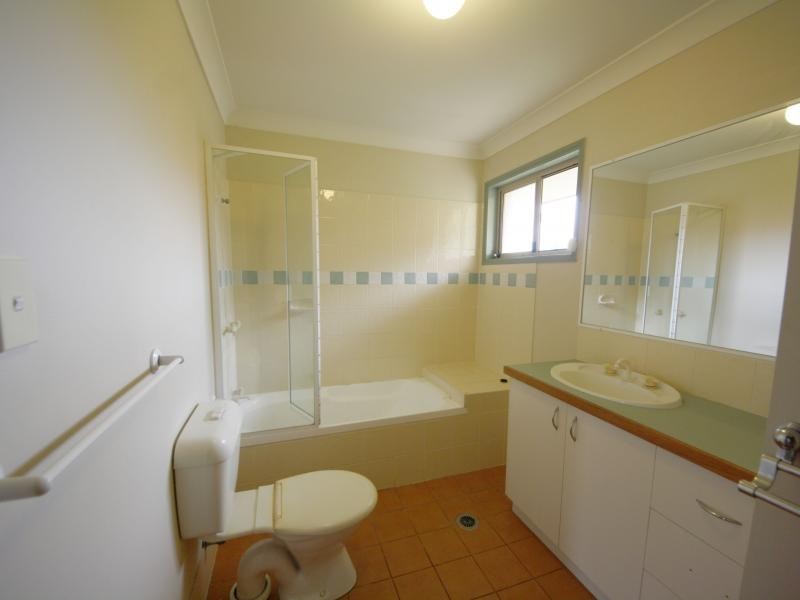 70 Allingham St, Kuraby QLD 4112