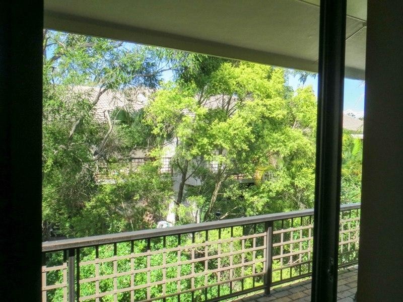 111 Markeri Street, Mermaid Waters QLD 4218