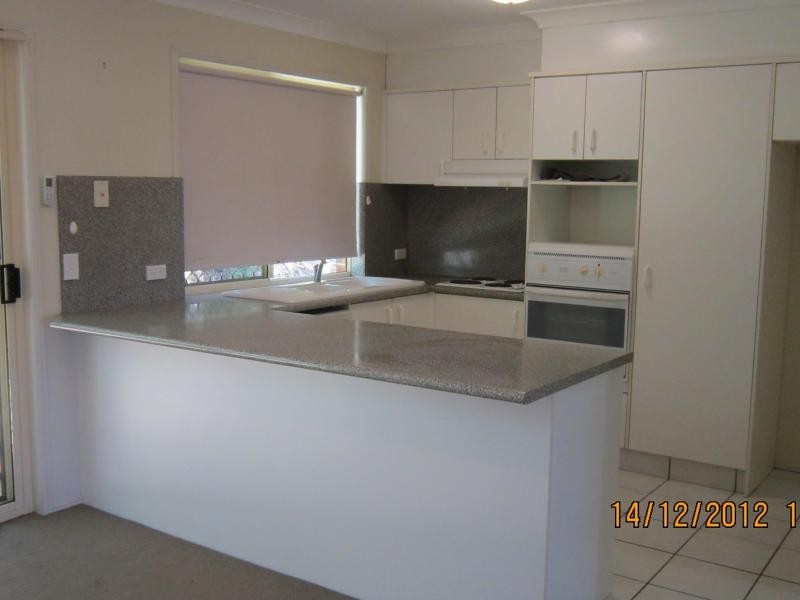 32 RIVERVIEW ROAD, Nerang QLD 4211