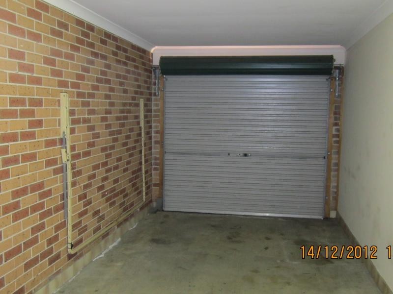 32 RIVERVIEW ROAD, Nerang QLD 4211