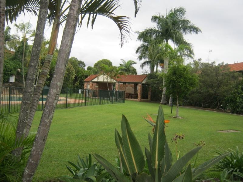 32 RIVERVIEW ROAD, Nerang QLD 4211
