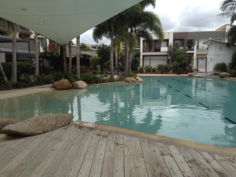 16 Surbiton Court, Carindale QLD 4152