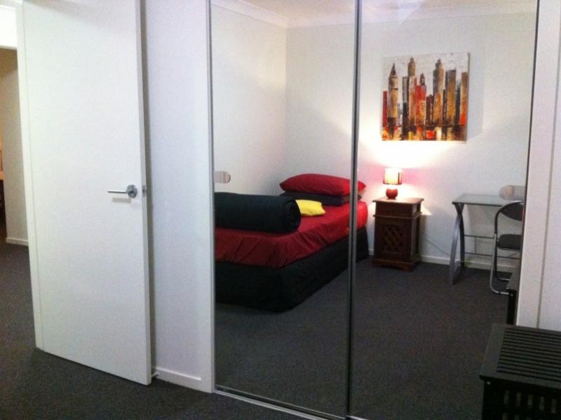 16 Surbiton Court, Carindale QLD 4152