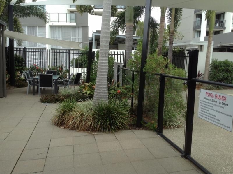 16 Surbiton Court, Carindale QLD 4152