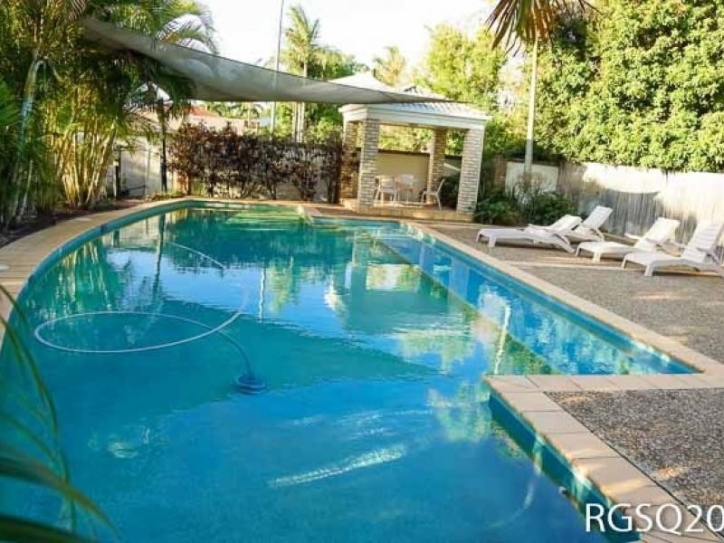 8 Peter Court, Sunnybank Hills QLD 4109