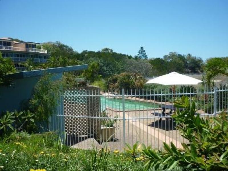 17 Buccaneer Drive, Urangan QLD 4655