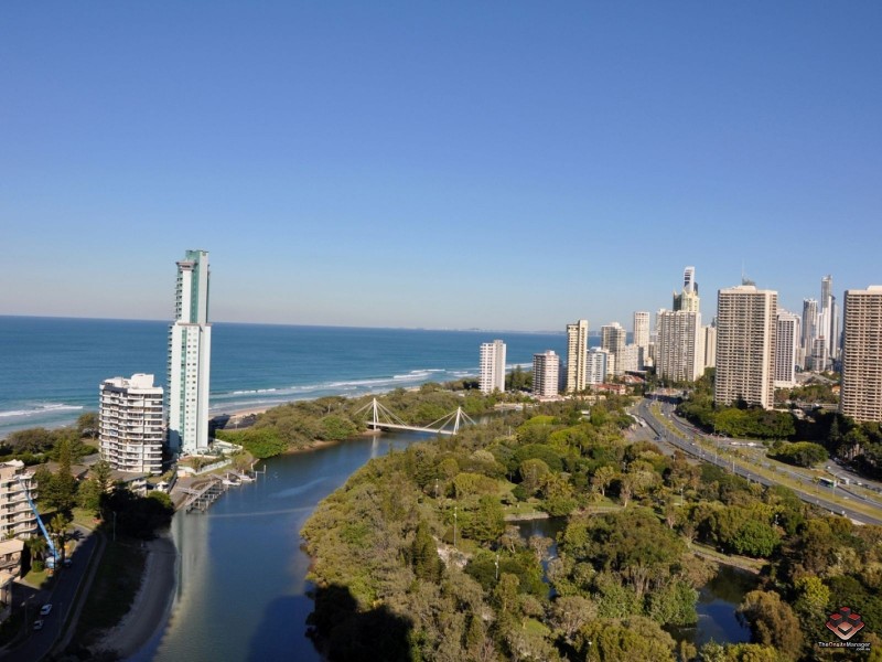 24 Breaker Street, Main Beach QLD 4217