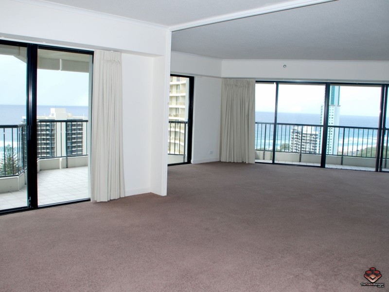 24 Breaker Street, Main Beach QLD 4217