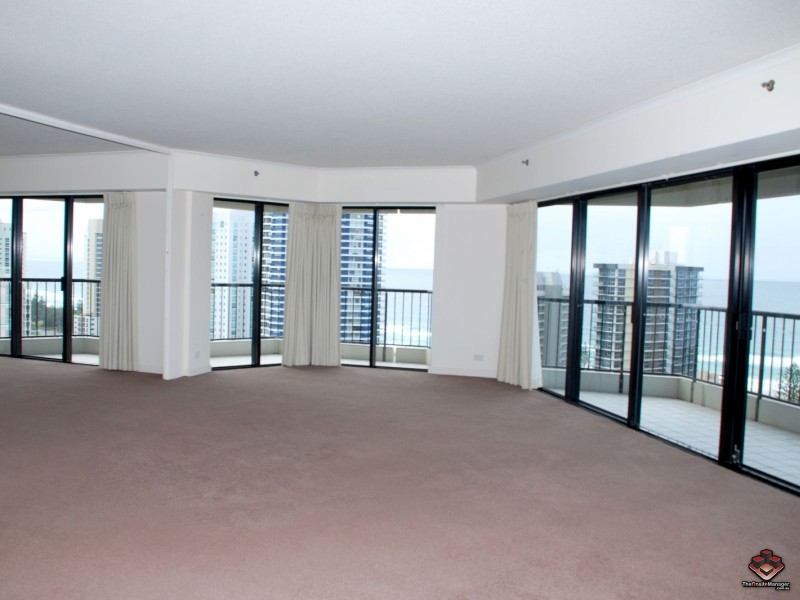 24 Breaker Street, Main Beach QLD 4217